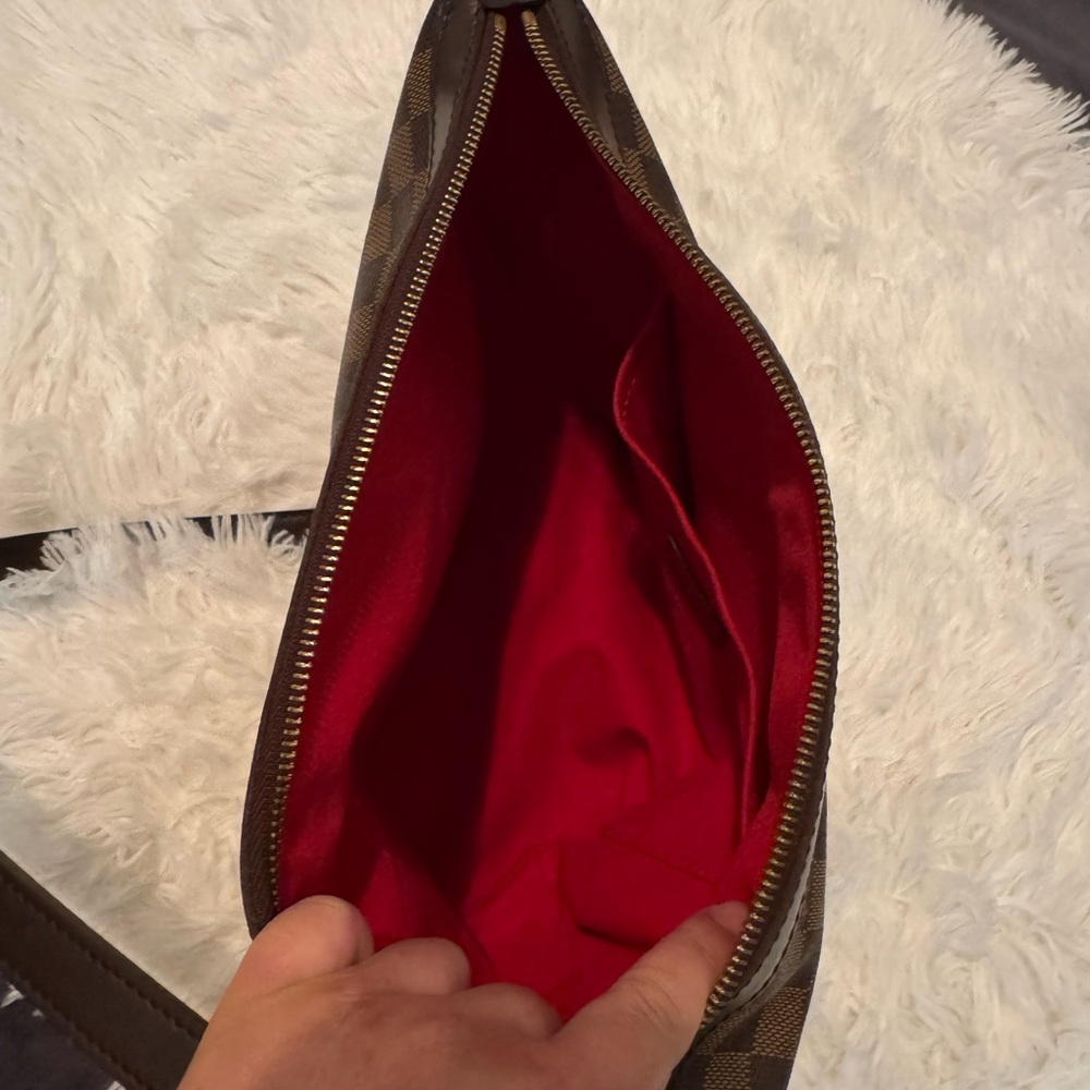 Louis Vuitton Illovo MM - Picture 5 of 15